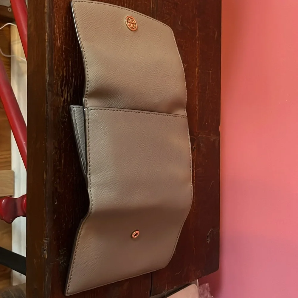 Tory Burch Wallet - Picture 7 of 9
